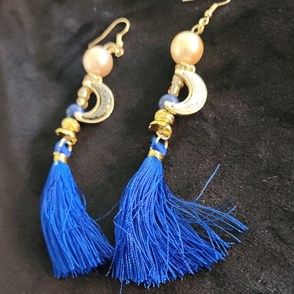 Chic Gold and Blue Tassel Earrings